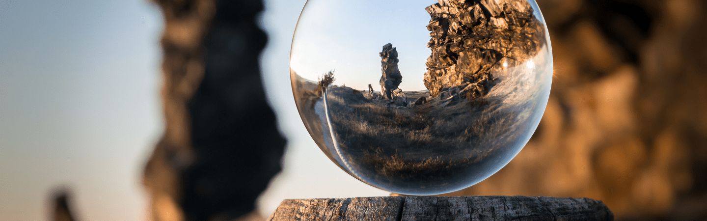 Hero banner Transform your Marketing strategy with XM Cloud